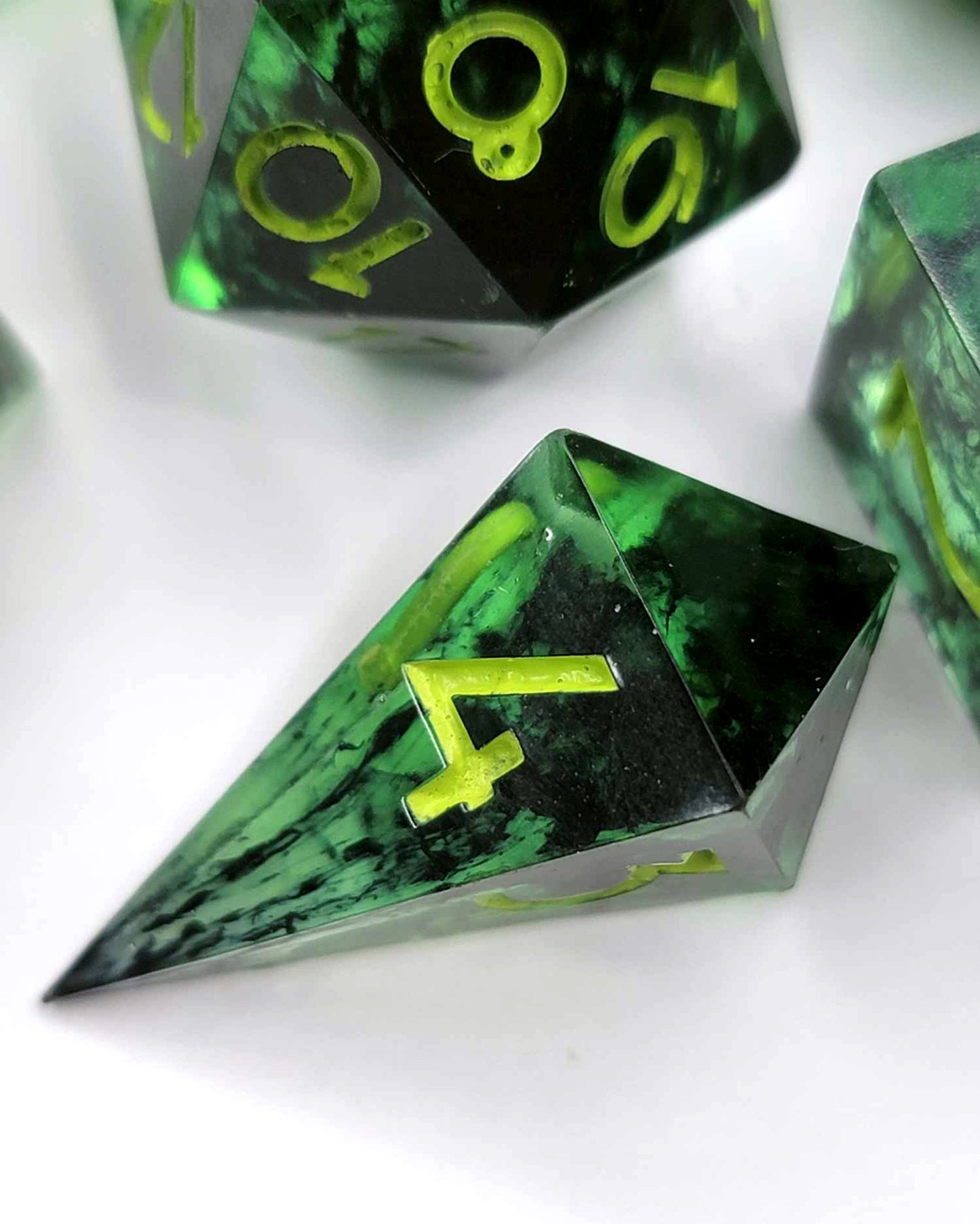 Poison Fog - 7 piece handmade D&D Dice set | Hand Crafted Dungeons and Dragons Dice