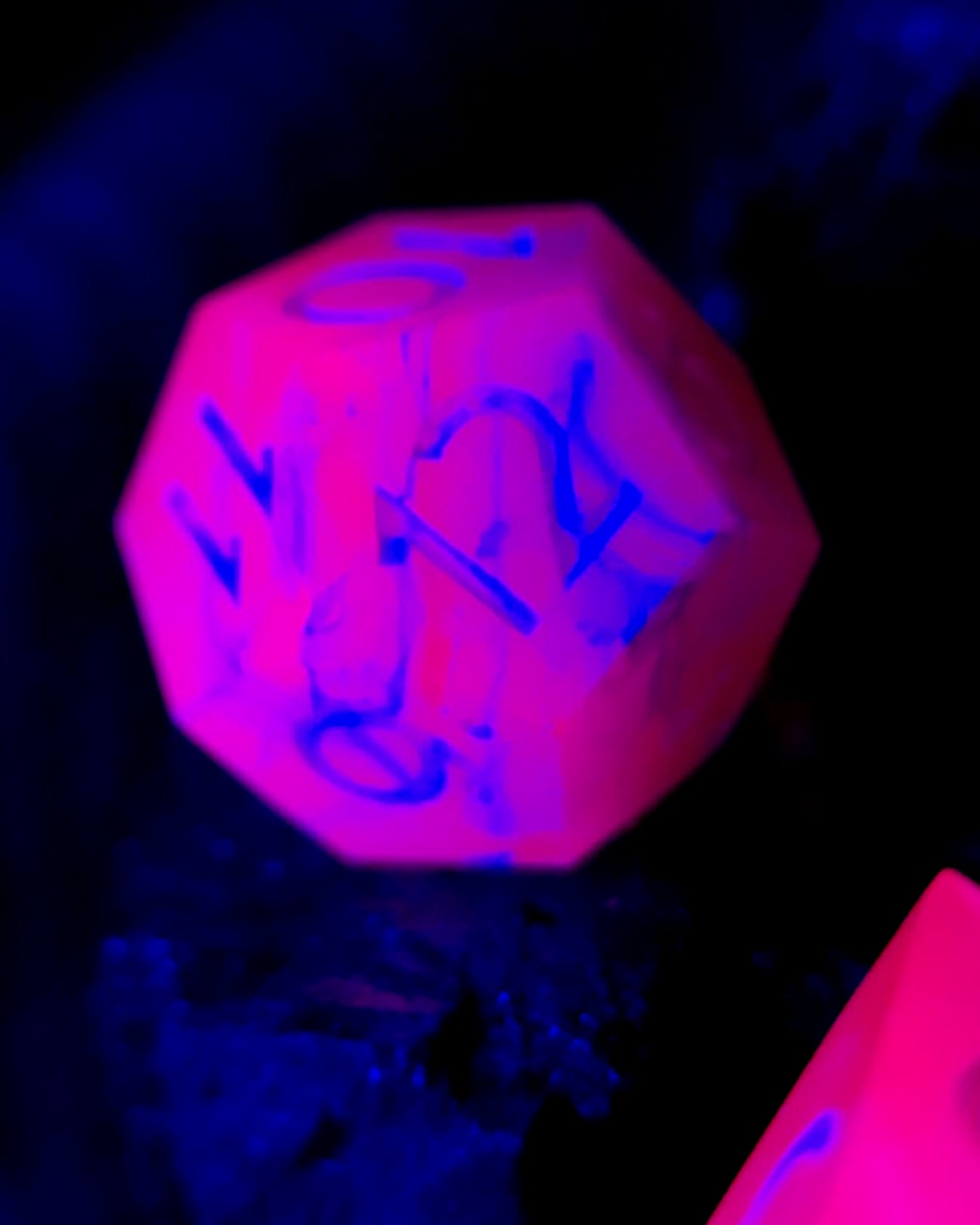 Bardic Dream UV reactive - 7 Piece handmade D&D Dice| Hand Crafted Dungeons and Dragons Dice